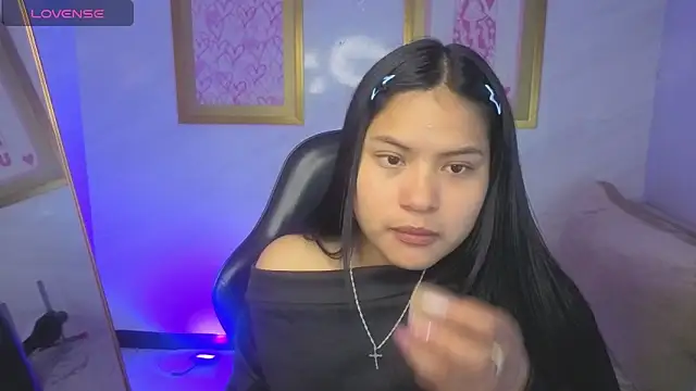 Paulette v online show from May 26, 1:09 pm