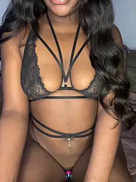Snapshot of 3xoticNiyah chatting on June 7, 8:36 pm 3xoticNiyah online show from June 7, 8:36 pm