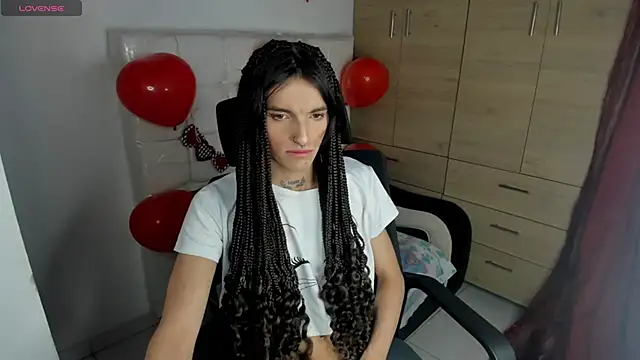 CharlotteWings online show from February 18, 12:05 am