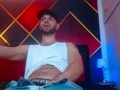 Cristian white online show from February 13, 11:26 pm