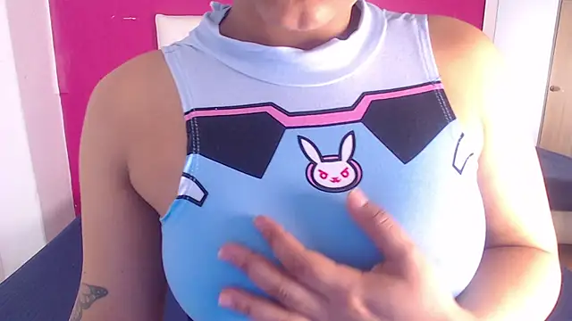 tinyy whore18 online show from October 7, 4:41 pm