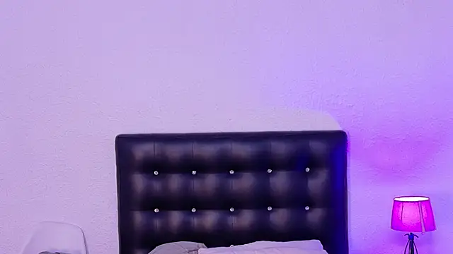 tinyy whore18 online show from March 29, 4:25 am