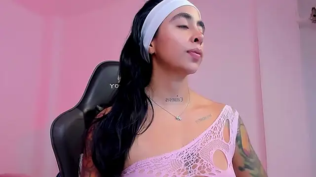 sophierooy22 online show from November 20, 4:07 pm