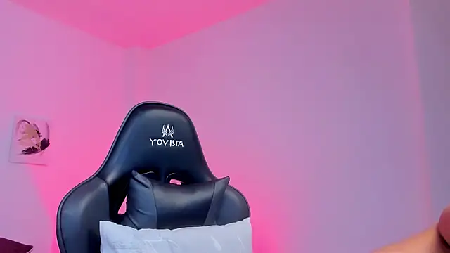 sophierooy22 online show from March 16, 2:53 pm