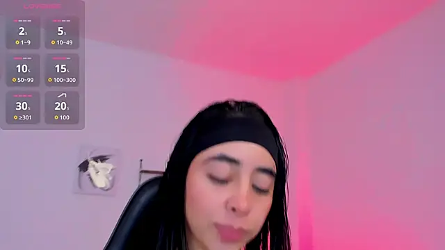 sophierooy22 online show from February 19, 3:53 pm