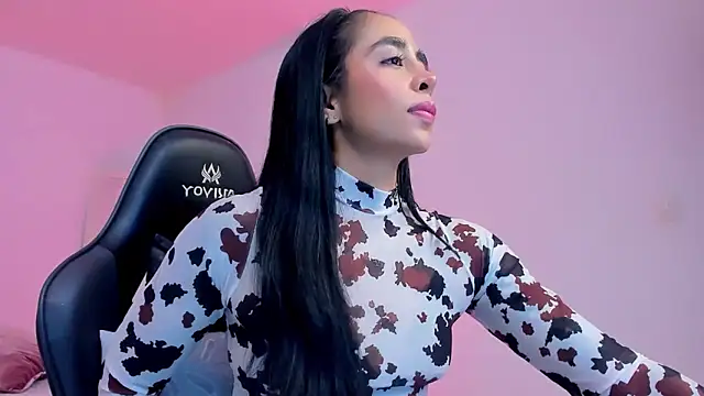 sophierooy22 online show from April 26, 12:52 am
