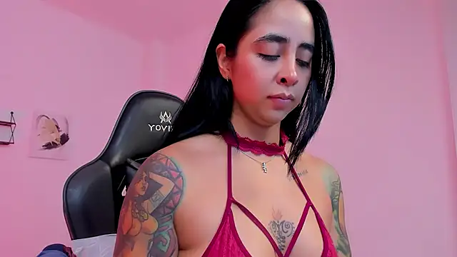 sophierooy22 online show from November 30, 7:36 pm