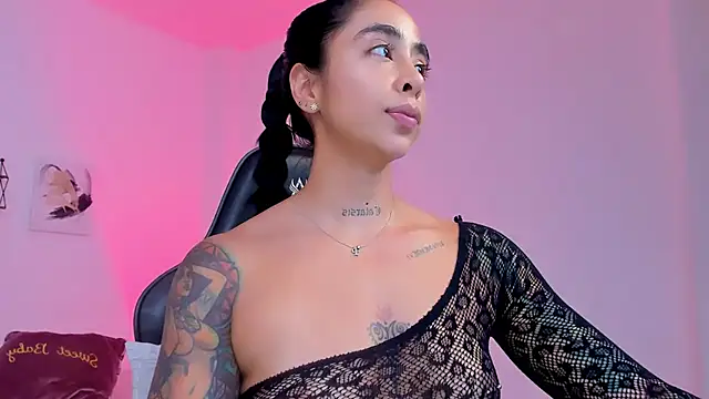 sophierooy22 online show from March 1, 7:58 pm