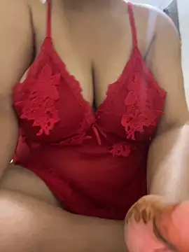 Snapshot of Lola-Sexxx chatting on October 18, 10:45 pm Lola-Sexxx online show from October 18, 10:45 pm