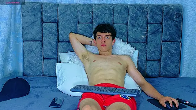 Ricardo fernandez69 online show from May 19, 7:43 pm