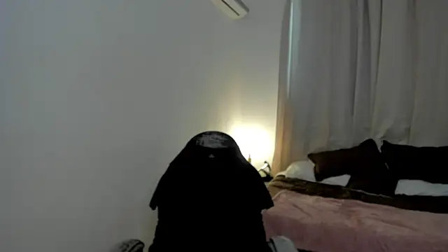 brithany olson25 online show from November 12, 2:43 pm