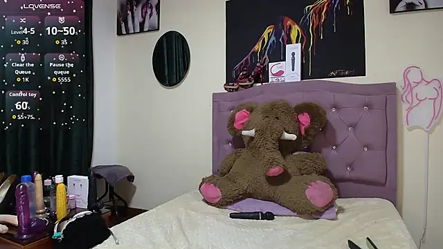 Emmie Hot online show from November 25, 12:16 pm