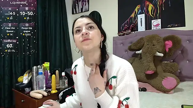 Emmie Hot online show from September 18, 11:57 am