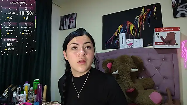 Snapshot of Emmie_Hot chatting on July 13, 12:04 pm Emmie Hot online show from July 13, 12:04 pm