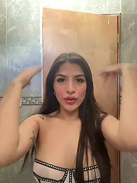 thompsonabella666 online show from February 15, 7:06 pm