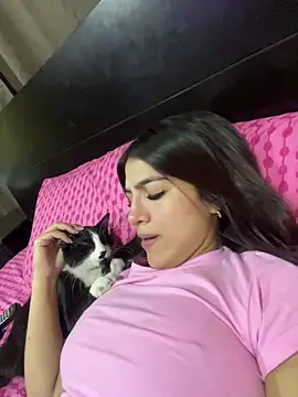 thompsonabella666 online show from February 16, 10:00 pm