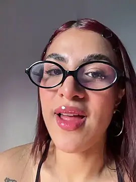 thompsonabella666 online show from May 12, 9:10 pm