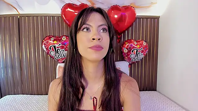 Snapshot of elevensky chatting on February 14, 7:47 pm elevensky online show from February 14, 7:47 pm