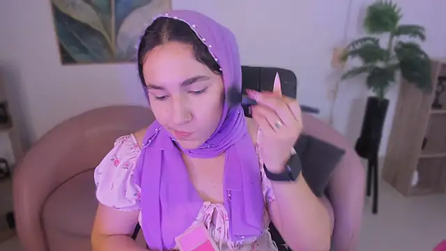 Ayha khalaf online show from February 11, 4:12 am