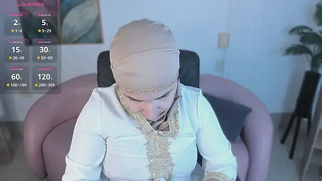 Ayha khalaf online show from November 22, 1:15 am