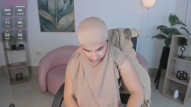 Ayha khalaf online show from November 8, 1:09 am