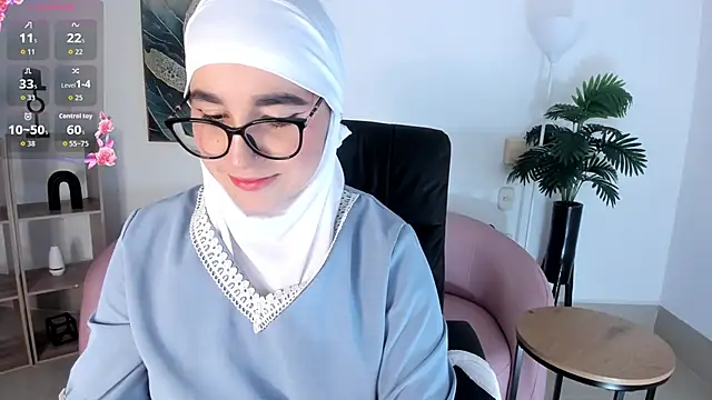 Ayha khalaf online show from September 9, 1:16 am