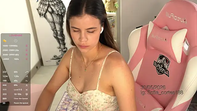 tatiana  cortes18 online show from May 31, 8:42 pm