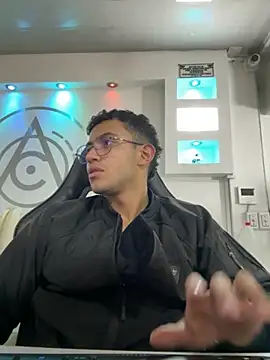 Thonny-becker online show from October 21, 11:26 pm