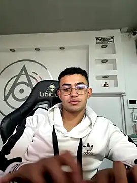 Thonny-becker online show from November 2, 11:54 pm