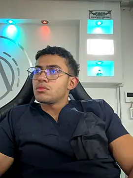 Thonny-becker online show from October 24, 12:31 am