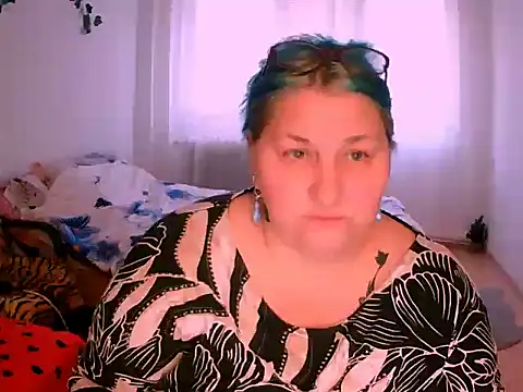 Marryllunax online show from January 18, 2:20 pm