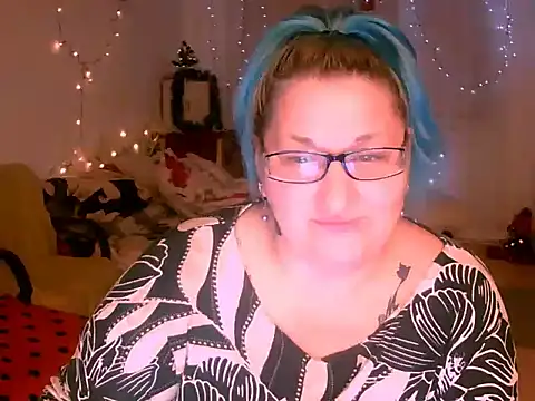 Marryllunax online show from December 20, 7:28 pm