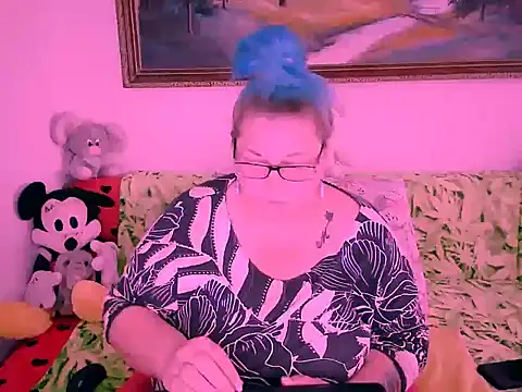 Marryllunax online show from October 17, 11:01 am