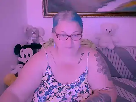 Marryllunax online show from November 7, 8:46 pm