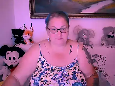 Marryllunax online show from September 12, 7:46 pm