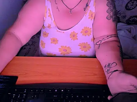 Marryllunax online show from September 21, 6:13 pm