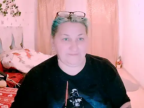 Marryllunax online show from May 3, 5:16 pm