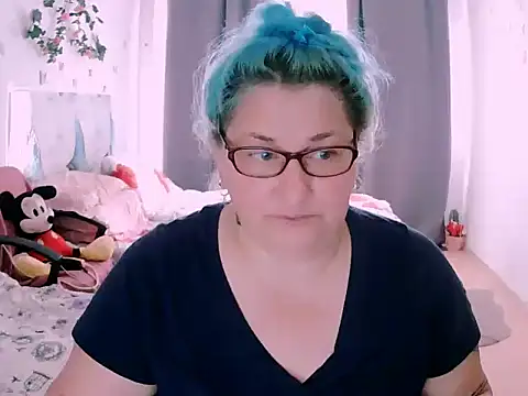 Marryllunax online show from May 25, 8:24 am