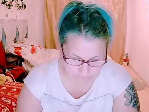 Marryllunax online show from May 4, 7:39 pm