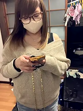 ran xx x online show from December 5, 4:16 pm