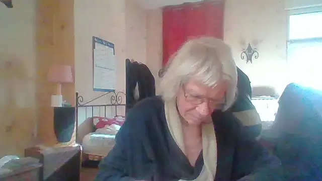 rosanetrav online show from September 28, 8:21 am