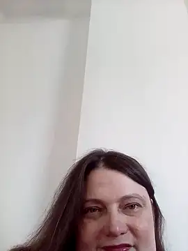 HotHornyEmmaX online show from February 25, 2:15 pm