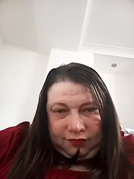 HotHornyEmmaX online show from April 16, 6:30 pm