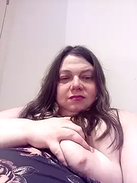 HotHornyEmmaX online show from February 13, 9:27 pm