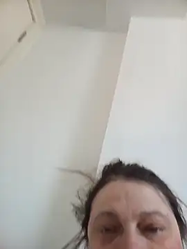 HotHornyEmmaX online show from March 19, 3:01 pm