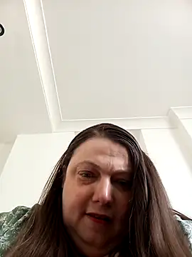 HotHornyEmmaX online show from April 26, 10:56 am