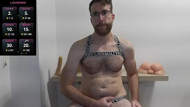 Snapshot of machohiberiko chatting on November 21, 2:27 pm machohiberiko online show from November 21, 2:27 pm