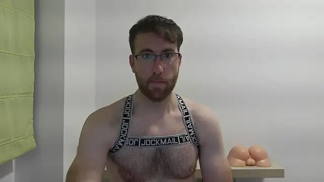 Snapshot of machohiberiko chatting on February 1, 5:55 pm machohiberiko online show from February 1, 5:55 pm