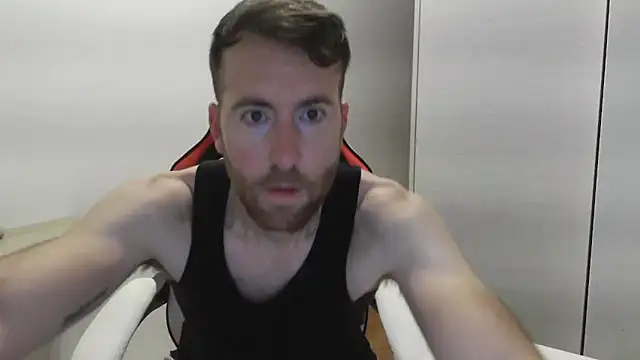 Snapshot of machohiberiko chatting on December 20, 4:54 pm machohiberiko online show from December 20, 4:54 pm