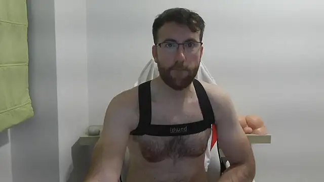 Snapshot of machohiberiko chatting on January 6, 7:40 pm machohiberiko online show from January 6, 7:40 pm